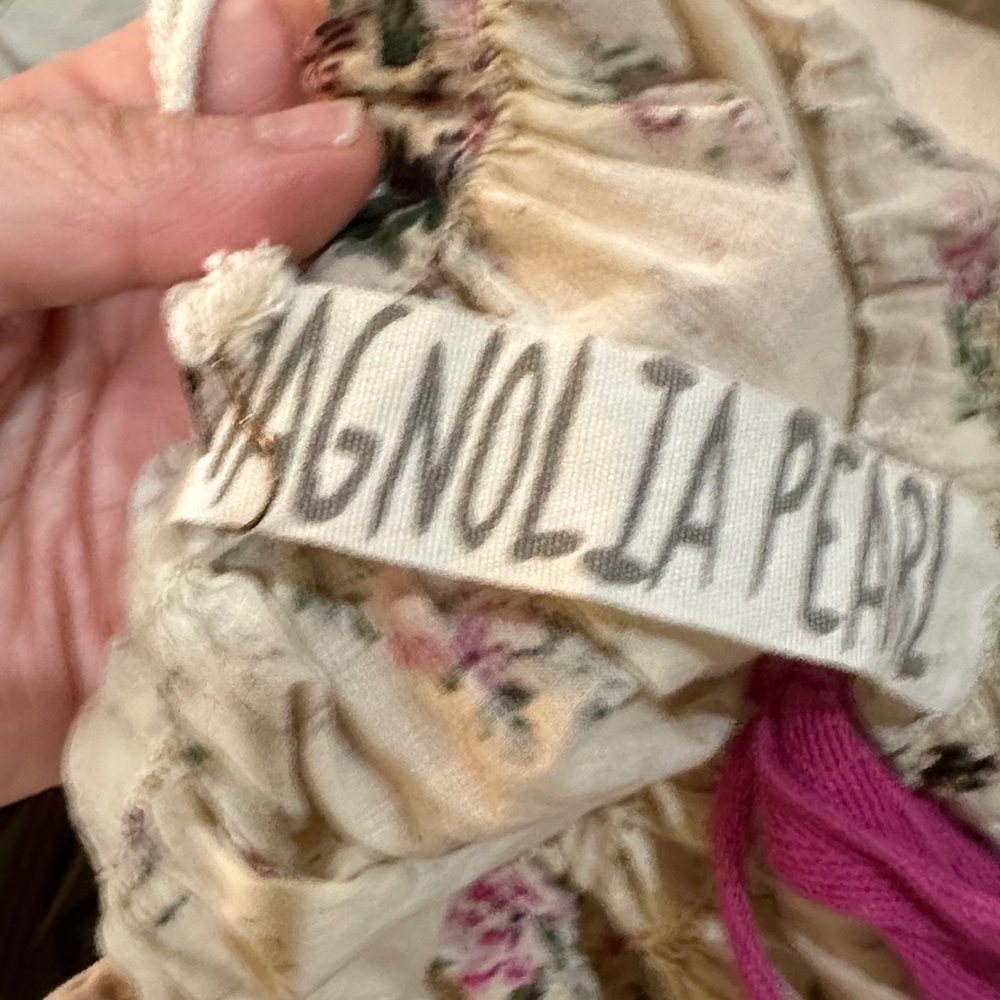 Magnolia Pearl Floral Skirt with Pink Tie and Ruffles at The Bottom. Size OS - Picture 4 of 4